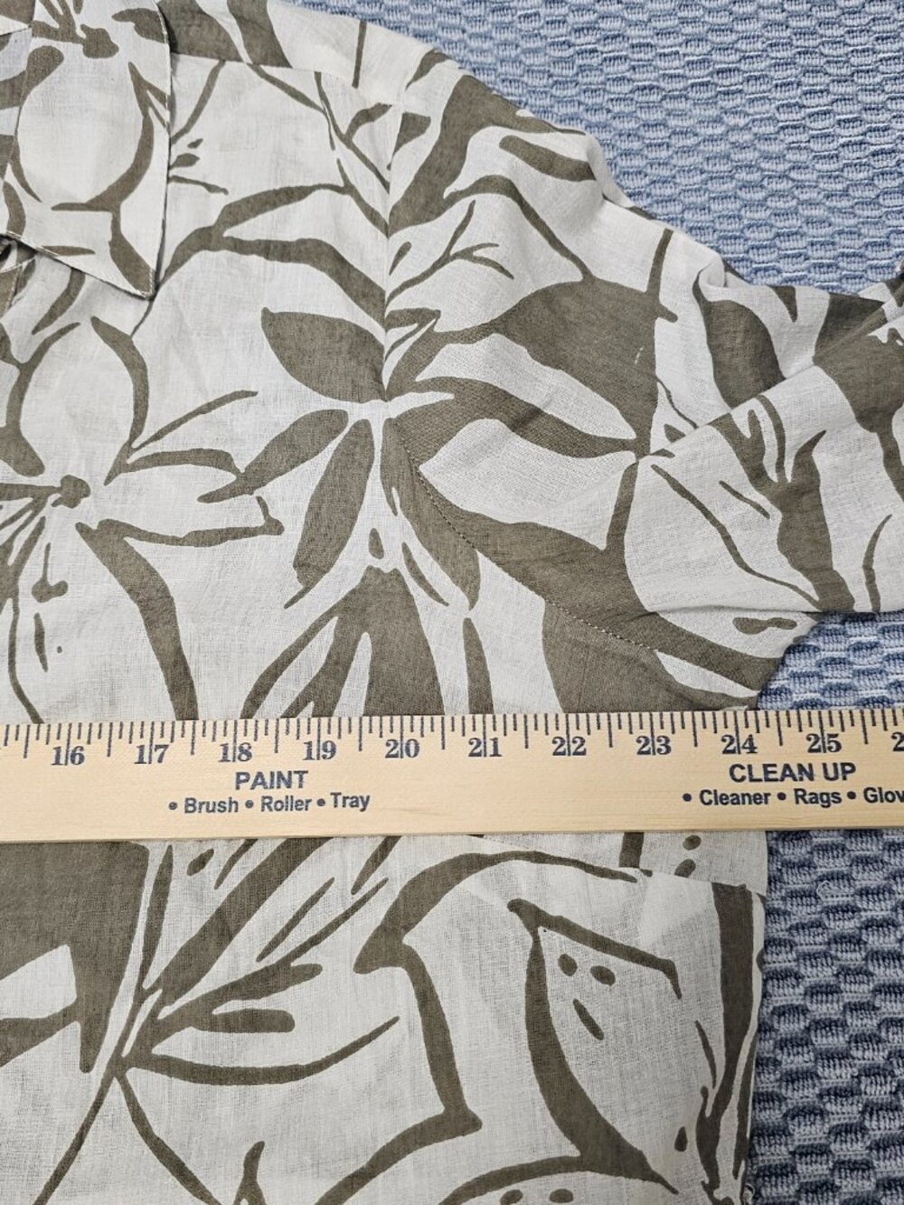 Mlle Gabrielle Olive Green White Floral Tiered Midi Vacation Dress - Size 2XL - Picture 6 of 7